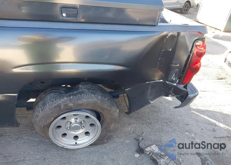 2004 Chevrolet Silverado 1500 Ls из США, поврежденный, VIN 1GCEC14T24Z173057